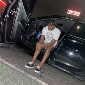 Meet your Posher, Iman